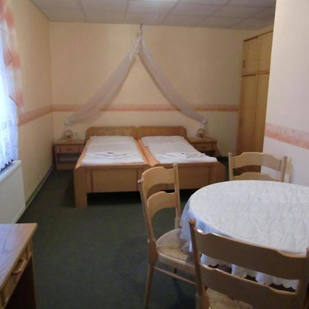 Hotel Heidehof Konigswartha Ngoại thất bức ảnh